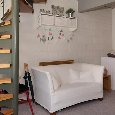 Holiday home Awesome In With 4 Bedrooms And Internet *