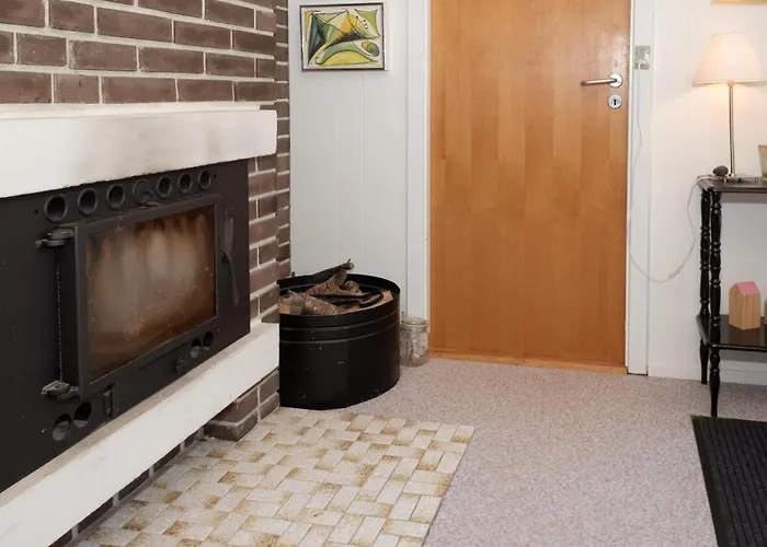 Awesome In With 4 Bedrooms And Internet Дом отдыха Эбельтофт